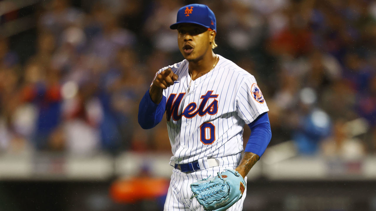 NEW YORK, NEW YORK - AUGUST 28: Marcus Stroman #0 of the New York Mets reacts after throwing out Lane Thomas #28 of the Washington Nationals at third base in the first inning against the Washington Nationals at Citi Field on August 28, 2021 in New York City.