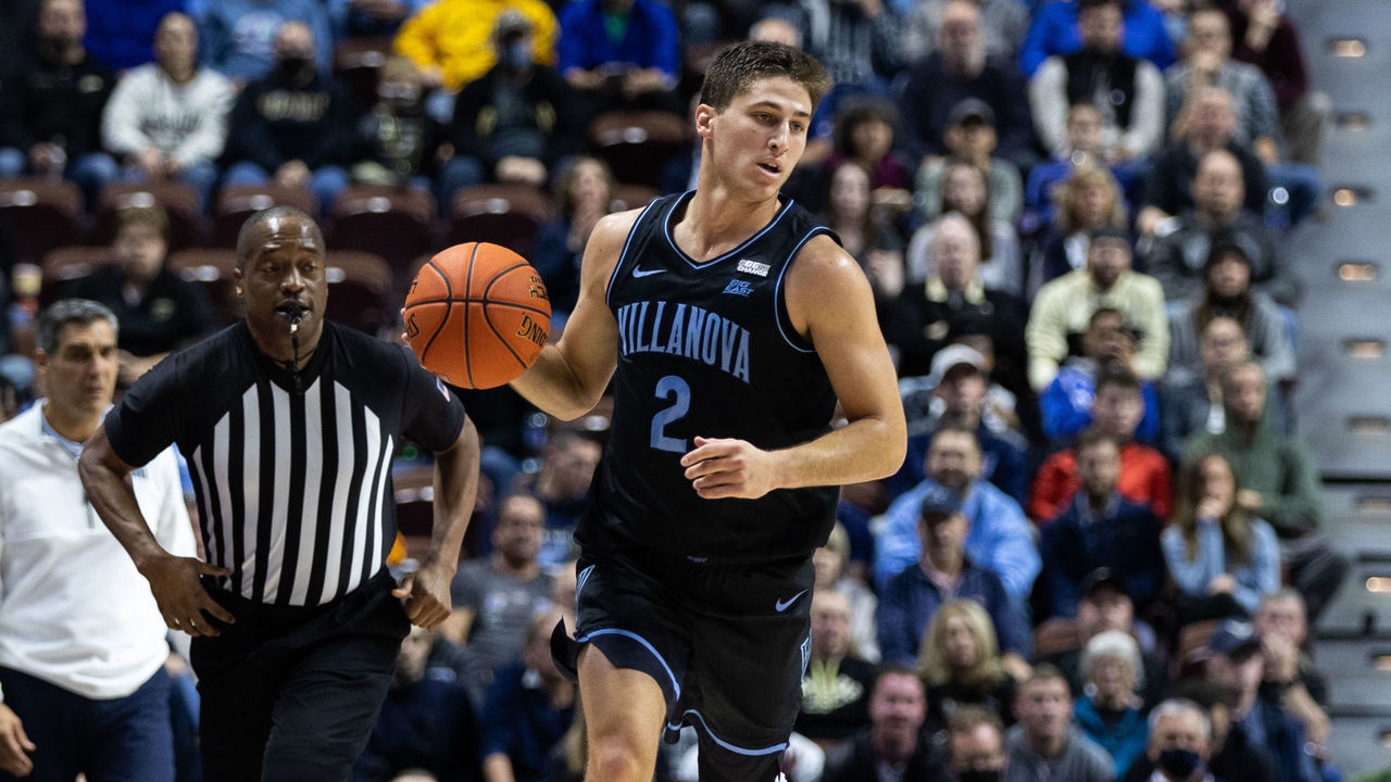 UNCASVILLE, CT - NOVEMBER 21: Collin Gillespie #2 of the Villanova Wildcats dribbles the ball up court during the first half of a game against the Purdue University Boilermakers at Mohegan Sun Arena on November 21, 2021 in Uncasville, Connecticut.