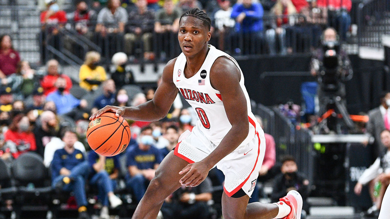 LAS VEGAS, NV - NOVEMBER 21: Arizona Wildcats guard Bennedict Mathurin (0) drives to the basket during the championship college basketball game of the Roman Main Event tournament between the Michigan Wolverines and the Arizona Wildcats on November 21, 2021, at the T-Mobile Arena in Las Vegas, NV.