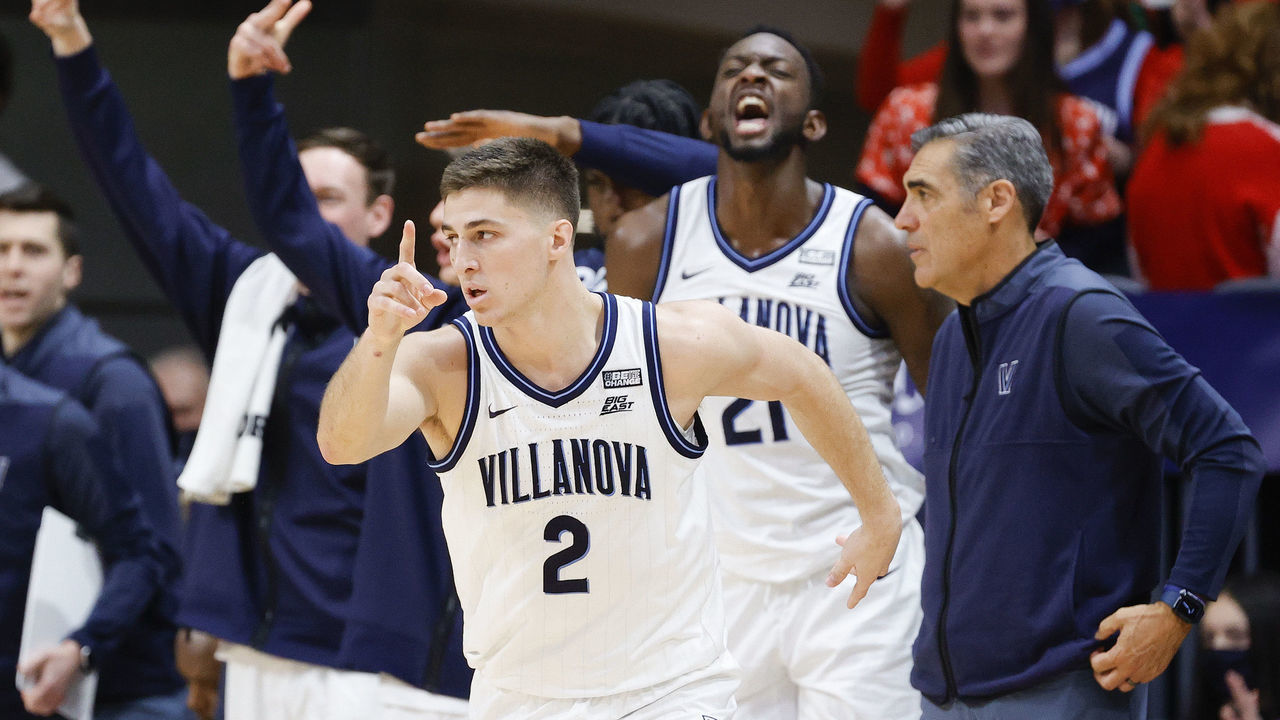 VILLANOVA, PENNSYLVANIA - DECEMBER 04: Collin Gillespie #2 of the Villanova Wildcats celebrates during the second half against the Saint Joseph's Hawks at Finneran Pavilion on December 04, 2021 in Villanova, Pennsylvania.