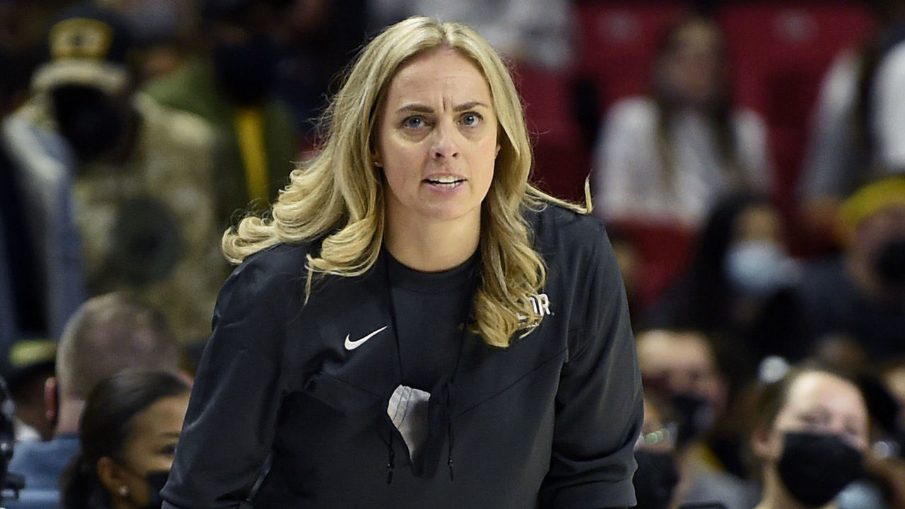 COLLEGE PARK, MARYLAND - NOVEMBER 21: Head coach Nicki Collen of the Baylor Lady Bears watches the game against the Maryland Terrapins at Xfinity Center on November 21, 2021 in College Park, Maryland.