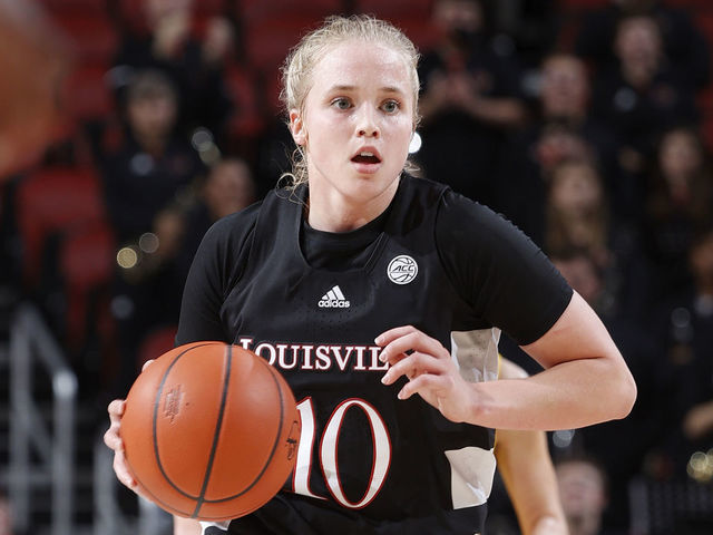 LOUISVILLE, KY - DECEMBER 02: Louisville Cardinals guard Hailey Van Lith (10) brings the ball up court during the Big Ten/ACC Challenge women's basketball game against the Michigan Wolverines on Dec. 2, 2021 at KFC Yum! Center in Louisville, Kentucky.