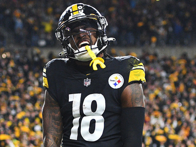 PITTSBURGH, PENNSYLVANIA - DECEMBER 05: Diontae Johnson #18 of the Pittsburgh Steelers reacts after scoring a touchdown during the fourth quarter against the Baltimore Ravens at Heinz Field on December 05, 2021 in Pittsburgh, Pennsylvania.