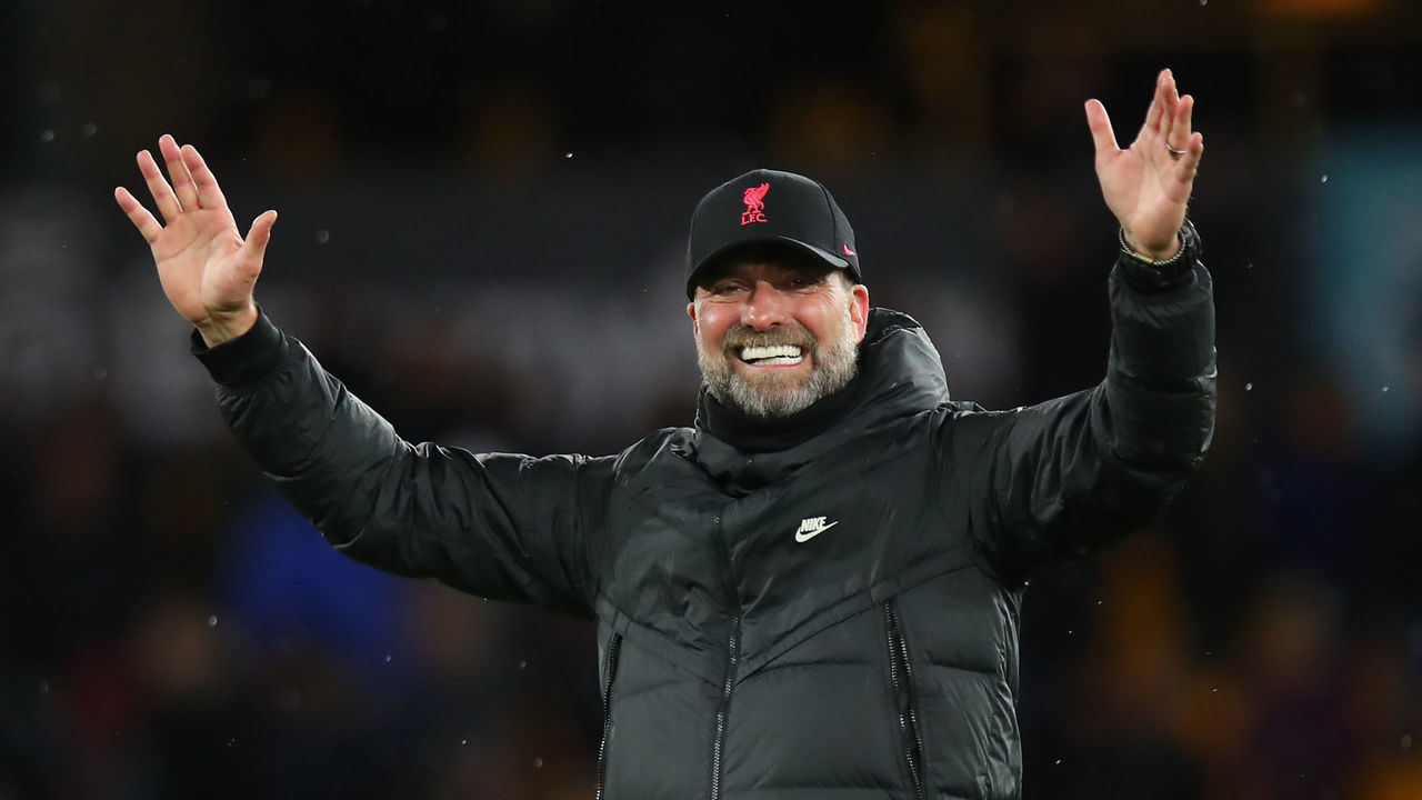WOLVERHAMPTON, ENGLAND - DECEMBER 04: Jurgen Klopp the head coach / manager of Liverpool celebrates at full time during the Premier League match between Wolverhampton Wanderers and Liverpool at Molineux on December 4, 2021 in Wolverhampton, England.