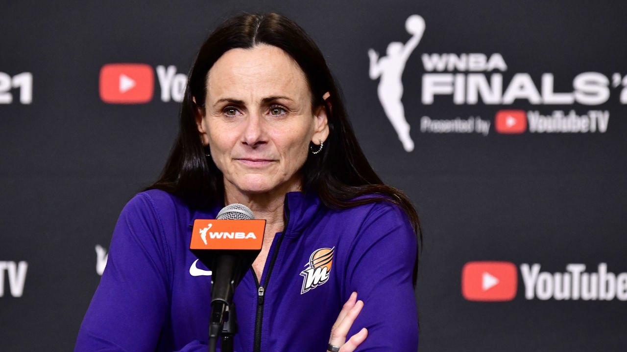 PHOENIX, AZ - OCTOBER 10: Head Coach Sandy Brondello of the Phoenix Mercury talks to the media after Game One of the 2021 WNBA Finals on October 10, 2021 at Footprint Center in Phoenix, Arizona. Mandatory Copyright Notice: Copyright 2021 NBAE