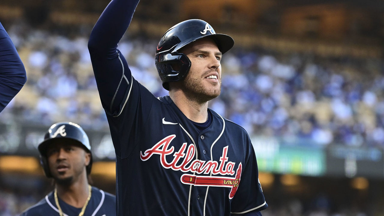 Baseball: NLCS Playoffs: Atlanta Braves Freddie Freeman (5) victorious after hitting home run during game vs Los Angeles Dodgers at Dodger Stadium. Game 5. Los Angeles, CA 10/21/2021 CREDIT: John W. McDonough