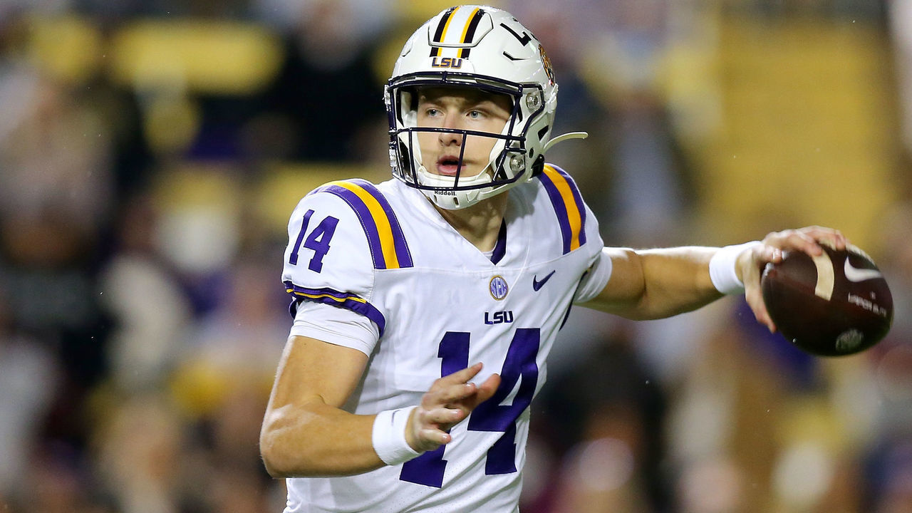 BATON ROUGE, LOUISIANA - NOVEMBER 27: Max Johnson #14 of the LSU Tigers throws the ball during the first half against the Texas A&M Aggies at Tiger Stadium on November 27, 2021 in Baton Rouge, Louisiana.