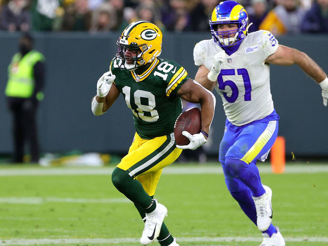 Packers' Cobb will be out 'for a while' with core injury