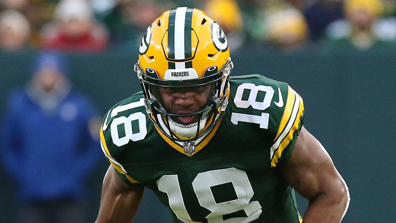 GREEN BAY, WI - NOVEMBER 28: Green Bay Packers wide receiver Randall Cobb (18) runs a route during a game between the Green Bay Packers and the Los Angeles Rams at Lambeau Field on November 28, 2021 in Green Bay, WI.