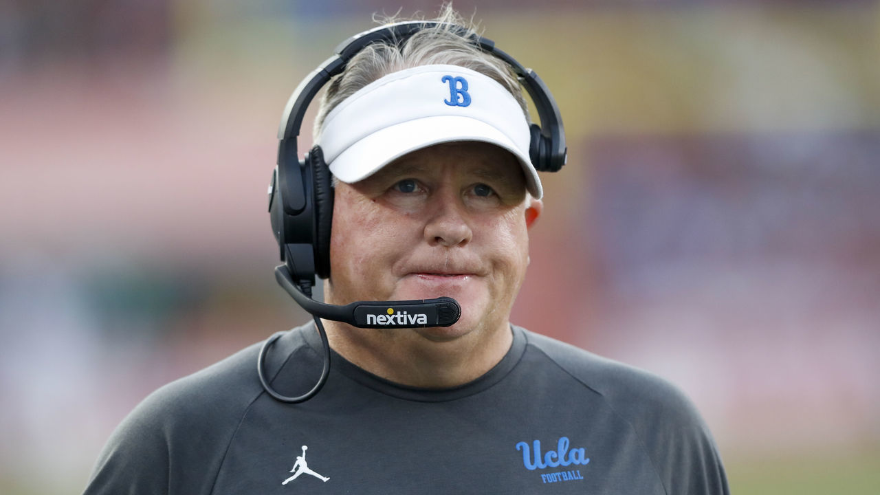 LOS ANGELES, CA - NOVEMBER 20: UCLA Bruins head coach Chip Kelly during a college football game between the UCLA Bruins and the USC Trojans on November 20, 2021, at United Airlines Field at The Los Angeles Memorial Coliseum in Los Angeles, CA.