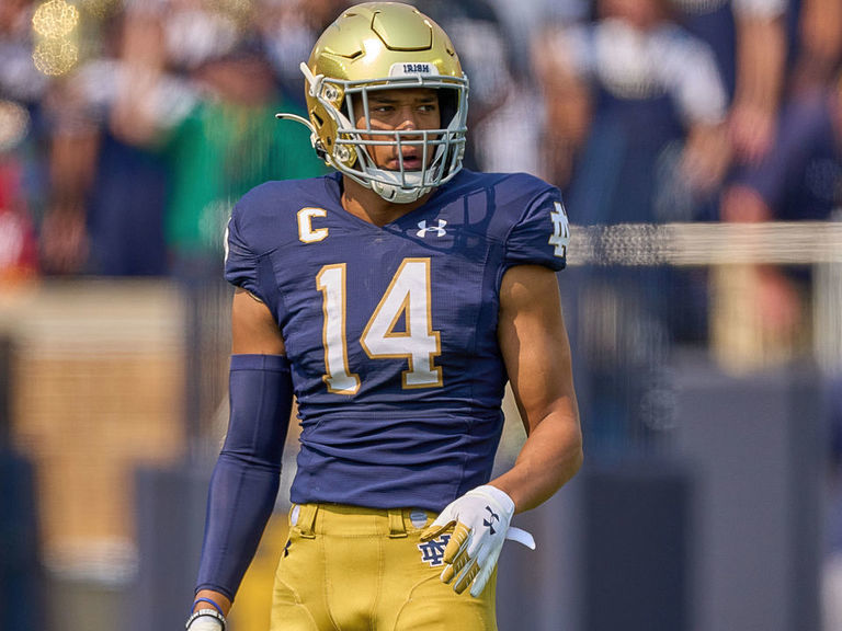 Notre Dame RB Kyren Williams declares for 2022 NFL draft, will