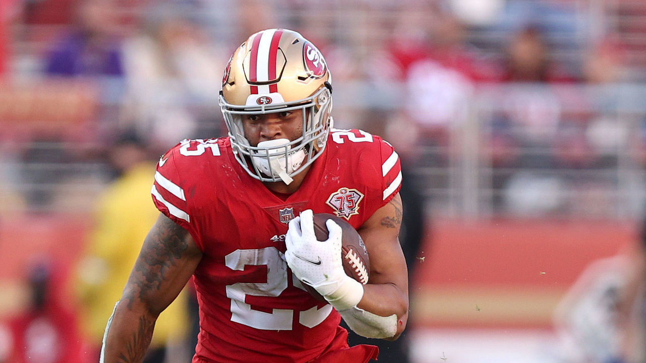 SANTA CLARA, CALIFORNIA - NOVEMBER 28: Elijah Mitchell #25 of the San Francisco 49ers in action against the Minnesota Vikings at Levi's Stadium on November 28, 2021 in Santa Clara, California.