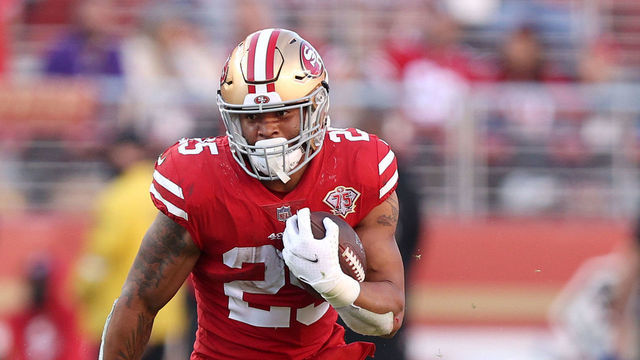 SANTA CLARA, CALIFORNIA - NOVEMBER 28: Elijah Mitchell #25 of the San Francisco 49ers in action against the Minnesota Vikings at Levi's Stadium on November 28, 2021 in Santa Clara, California.
