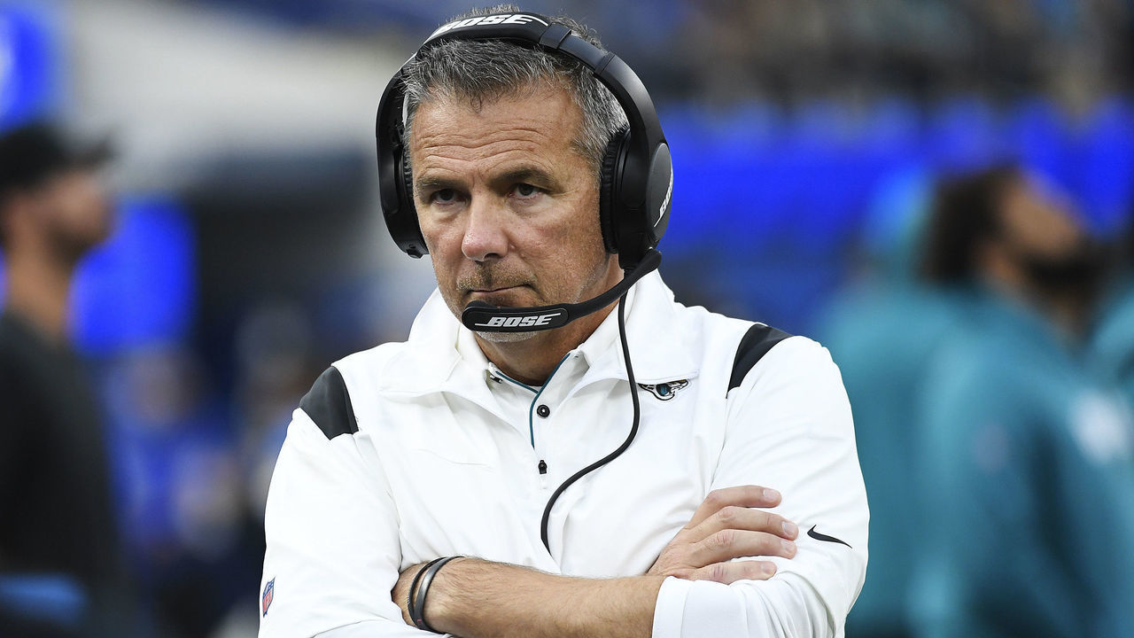 INGLEWOOD, CALIFORNIA - DECEMBER 05: Head coach Urban Meyer of the Jacksonville Jaguars looks on during the third quarter against the Los Angeles Rams at SoFi Stadium on December 05, 2021 in Inglewood, California.