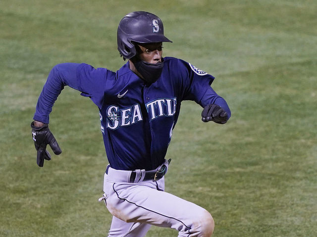 Dee Gordon heading to Mariners in trade with Marlins