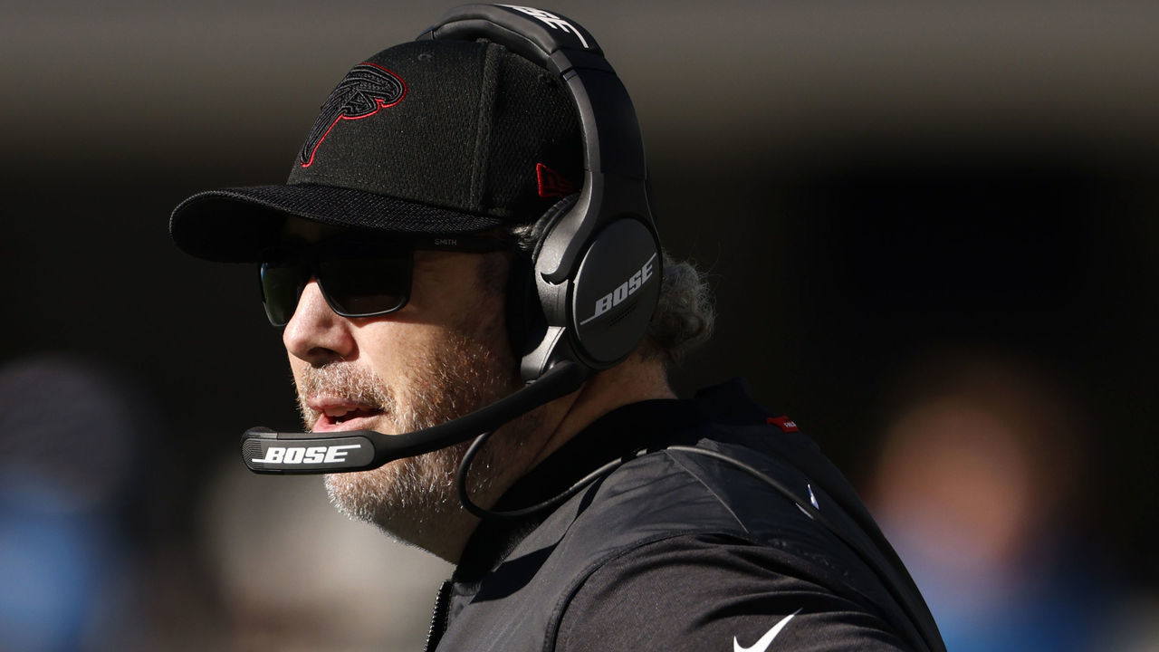 CHARLOTTE, NORTH CAROLINA - DECEMBER 12: Head coach Arthur Smith of the Atlanta Falcons looks on during the first quarter of the game against the Carolina Panthers at Bank of America Stadium on December 12, 2021 in Charlotte, North Carolina.