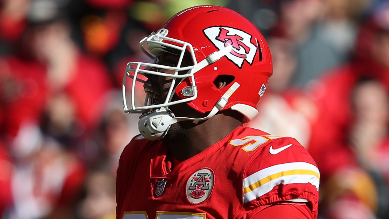 KANSAS CITY, MO - DECEMBER 12: Kansas City Chiefs defensive end Chris Jones (95) yells after a sack in the first quarter of an NFL game between the Las Vegas Raiders and Kansas City Chiefs on Dec 12, 2021 at GEHA Field at Arrowhead Stadium in Kansas City, MO.