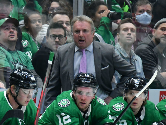 DALLAS, TX - NOVEMBER 23: Rick Bowness of the Dallas Stars watches the action from behind the bench against the Edmonton Oilers at the American Airlines Center on November 23, 2021 in Dallas, Texas.
