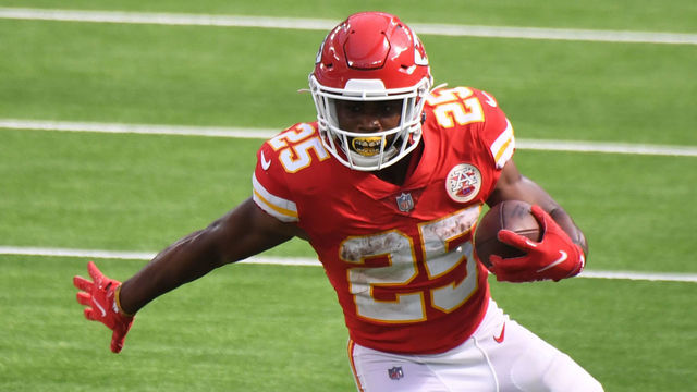 INGLEWOOD, CA - SEPTEMBER 20: Running back Clyde Edwards-Helaire #25 of the Kansas City Chiefs runs for a first down against the Los Angeles Chargers in the second half of a NFL football game at SoFi Stadium in Inglewood on Sunday, September 20, 2020. Kansas City Chiefs won 23-20 in overtime.