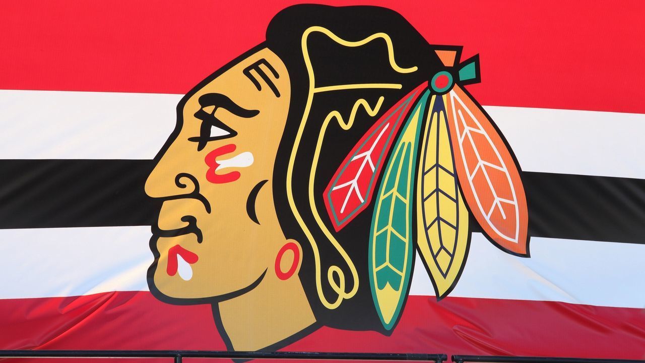 CHICAGO - JUNE 28: Chicago Blackhawks Logo, at the Chicago Blackhawks' 2013 Stanley Cup Championship rally at Hutchinson Field in Grant Park in Chicago, Illinois on JUNE 28, 2013.