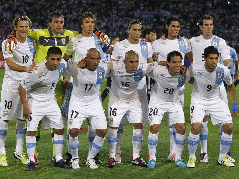 Uruguay names provisional 25-man World Cup squad | theScore.com