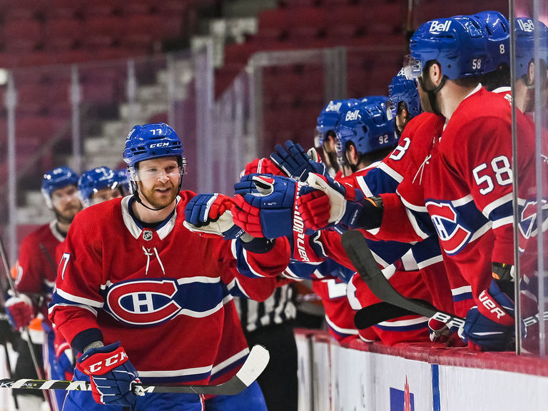 Canadiens Snap 7 Game Losing Skid In Front Of Empty Bell Centre