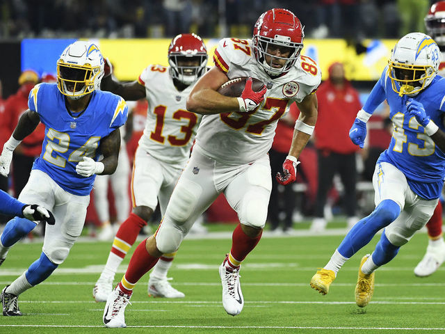 NFL Twitter reacts to Travis Kelce's overtime-winning touchdown