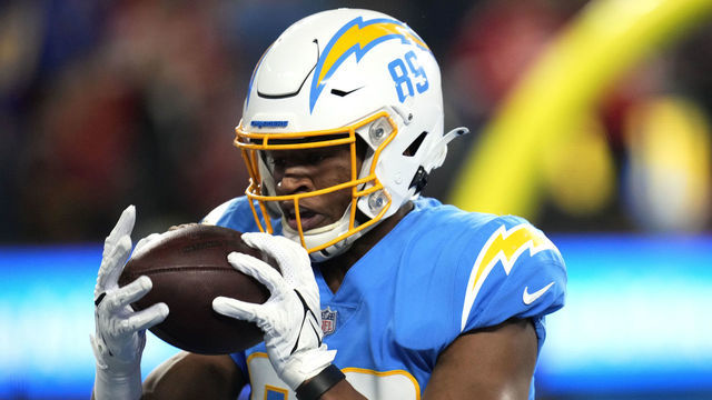 Inglewood, CA - December 16: Tight end Donald Parham #89 of the Los Angeles Chargers catches a pass and drops the ball in the end zone against the Kansas City Chiefs in the first half of a NFL football game at SoFi Stadium in Inglewood in Inglewood on Thursday, December 16, 2021.