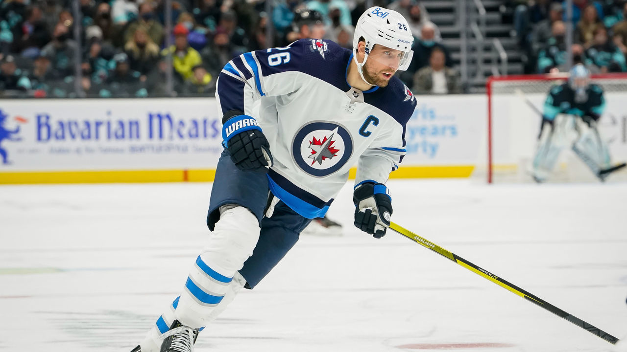 SEATTLE, WASHINGTON - DECEMBER 09: Blake Wheeler #26 of the Winnipeg Jets chases after the puck on defense during the third period of a game between the Winnipeg Jets and the Seattle Kraken at Climate Pledge Arena on December 09, 2021 in Seattle, Washington.