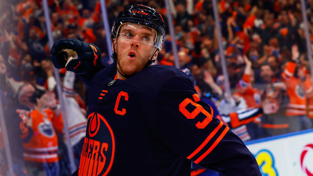 EDMONTON, AB - NOVEMBER 18: Edmonton Oilers Center Connor McDavid (97) celebrates his goal by calling out to the crowd in the third period during the Edmonton Oilers game versus the Winnipeg Jets on November 18, 2021 at Rogers Place in Edmonton, AB.