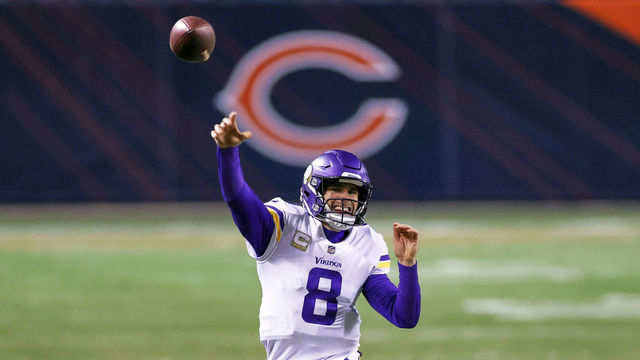 CHICAGO, IL - NOVEMBER 16: Minnesota Vikings quarterback Kirk Cousins (8) throws the football in action during a NFL game between the Minnesota Vikings and the Chicago Bears on November 16, 2020 at Soldier Field, in Chicago, IL.