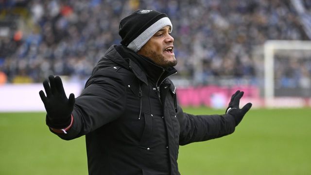 BRUGGE, BELGIUM - DECEMBER 19 : Vincent Kompany head coach of Anderlecht during the Jupiler Pro League match between Club Brugge and RSC Anderlecht at the Jan Breydel stadium on December 19, 2021 in Brugge, Belgium, 19/12/2021 ( Photo by Philippe Crochet / Photo News via Getty Images)