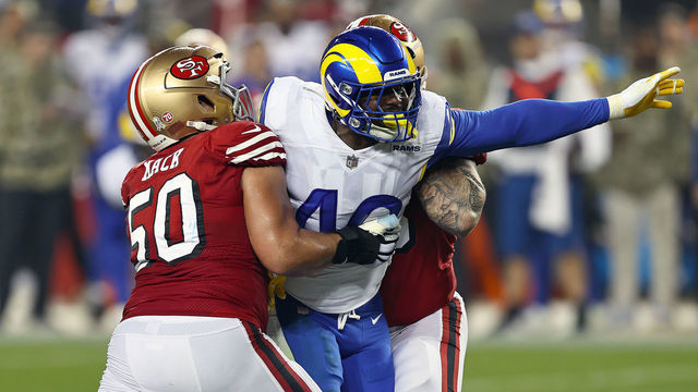 SANTA CLARA, CA - NOVEMBER 15: Von Miller (40) of the Los Angeles Rams defends a play during the San Francisco 49ers game versus the Los Angeles Rams on November 15, 2021, at Levis Stadium in Santa Clara, CA.