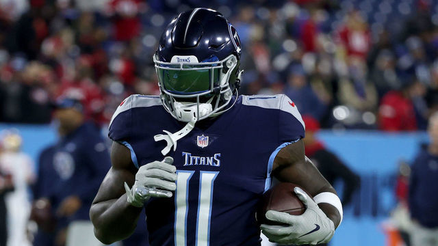 NASHVILLE, TENNESSEE - DECEMBER 23: A.J. Brown #11 of the Tennessee Titans warms up before the game against the San Francisco 49ers at Nissan Stadium on December 23, 2021 in Nashville, Tennessee.