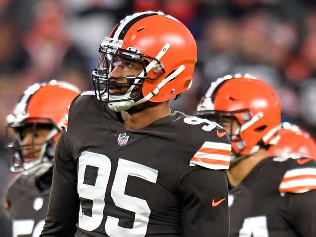 Myles Garrett released from hospital after flipping car in crash, Cleveland Browns