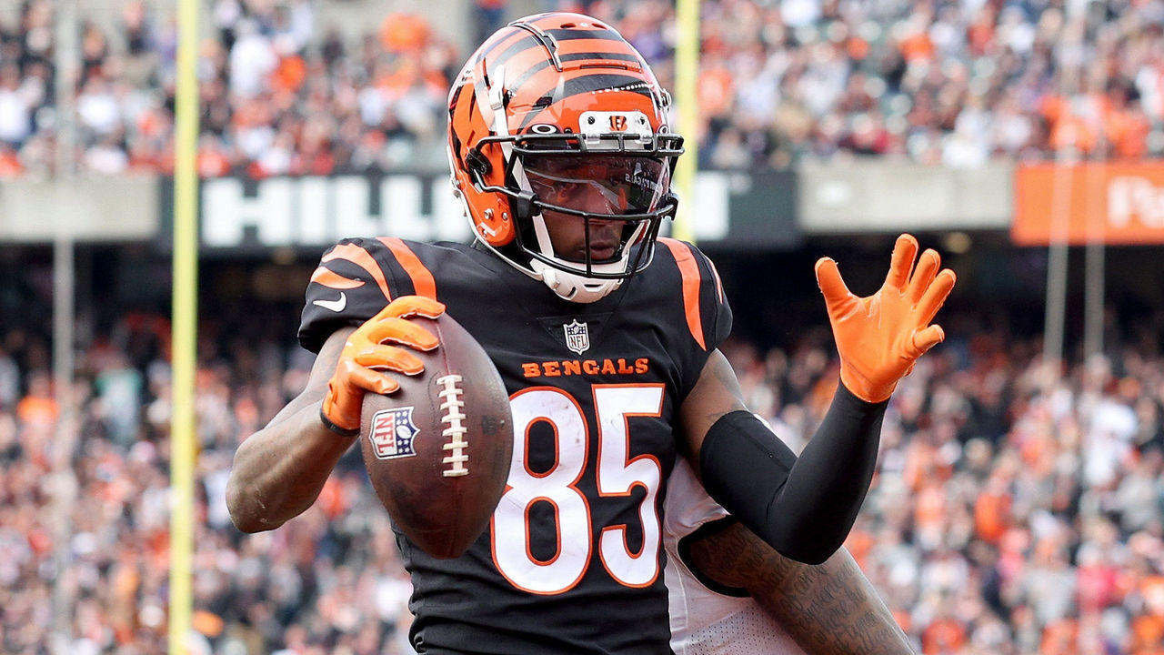 CINCINNATI, OHIO - DECEMBER 26: Tee Higgins #85 of the Cincinnati Bengals celebrates a touchdown during the second quarter in the game against the Baltimore Ravens at Paul Brown Stadium on December 26, 2021 in Cincinnati, Ohio.