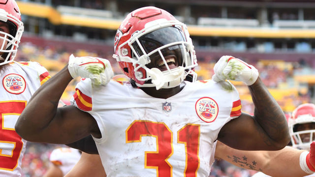 LANDOVER, MARYLAND - OCTOBER 17: Darrel Williams #31 of the Kansas City Chiefs celebrates a touchdown during a NFL football game against the Washington Football Team at FedExField on October 17, 2021 in Landover, Maryland.