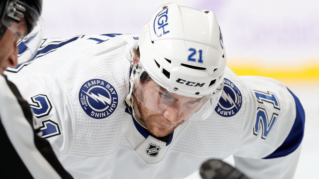PHILADELPHIA, PA - NOVEMBER 18: Brayden Point #21 of the Tampa Bay Lightning looks on prior to a face-off against the Philadelphia Flyers at the Wells Fargo Center on November 18, 2021 in Philadelphia, Pennsylvania.