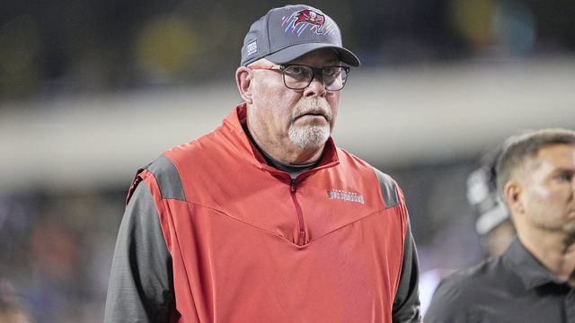 PHILADELPHIA, PA - OCTOBER 14: Tampa Bay Buccaneers head coach Bruce Arians looks on during the game between the Philadelphia Eagles and the Tampa Bay Buccaneers on October 14, 2021 at Lincoln Financial Field in Philadelphia, PA.