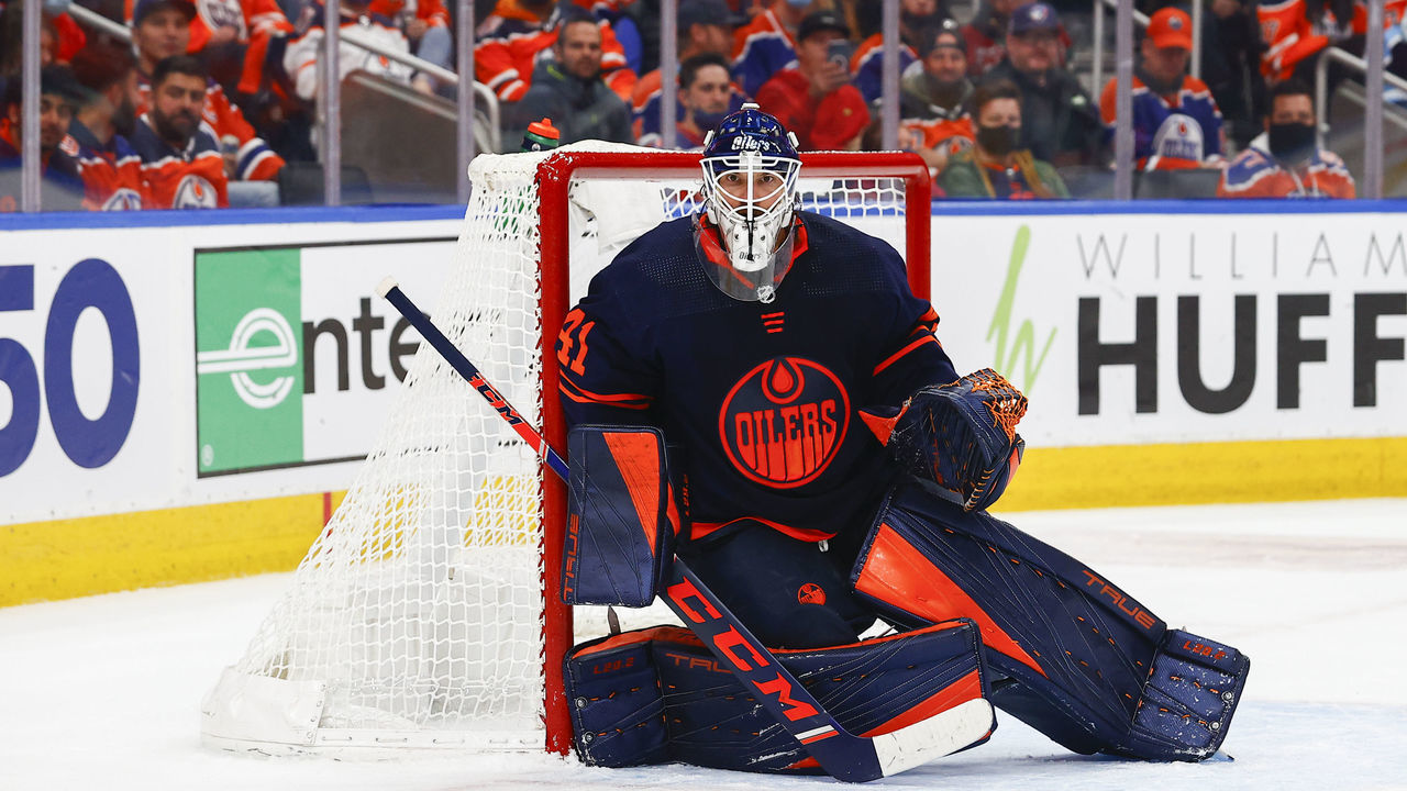 EDMONTON, AB - OCTOBER 16: Edmonton Oilers Goalie Mike Smith (41) makes an RVH save in the second period during the Edmonton Oilers game versus the Calgary Flames on October 16, 2021 at Rogers Place in Edmonton, AB.