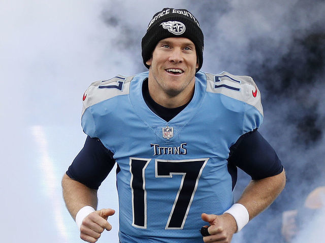 NASHVILLE, TENNESSEE - JANUARY 02: Ryan Tannehill #17 of the Tennessee Titans runs on to the field during player introductions before the game against the Miami Dolphins at Nissan Stadium on January 02, 2022 in Nashville, Tennessee.