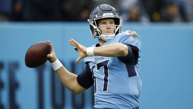 NASHVILLE, TENNESSEE - JANUARY 02: Ryan Tannehill #17 of the Tennessee Titans throws the ball during warm-ups before the game against the Miami Dolphins at Nissan Stadium on January 02, 2022 in Nashville, Tennessee.