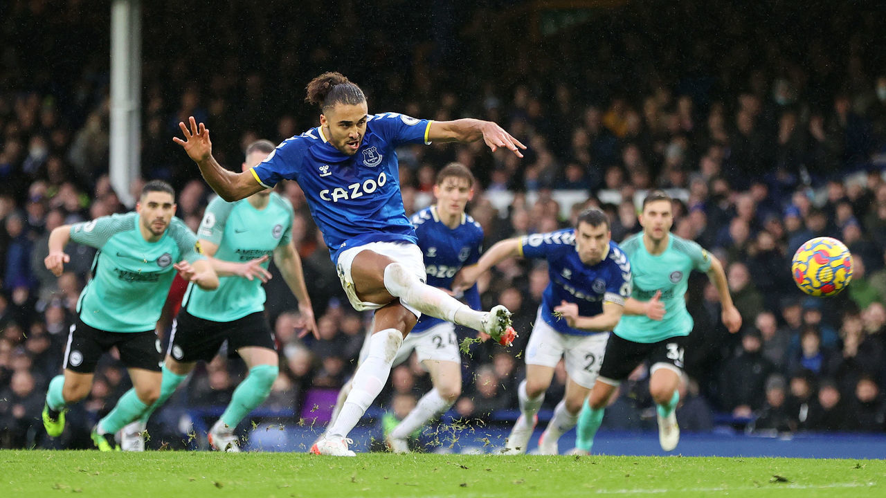 LIVERPOOL, ENGLAND - JANUARY 02: Dominic Calvert-Lewin of Everton misses a penalty during the Premier League match between Everton and Brighton & Hove Albion at Goodison Park on January 02, 2022 in Liverpool, England.