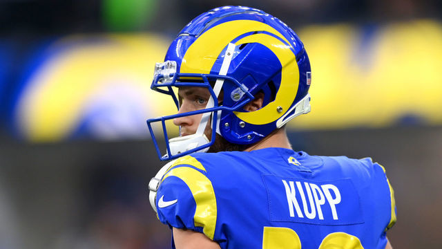 INGLEWOOD, CA - DECEMBER 21: Cooper Kupp #10 of the Los Angeles Rams warms up before the game against the Seattle Seahawks at SoFi Stadium on December 19, 2021 in Inglewood, California.