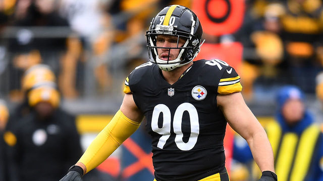 PITTSBURGH, PA - DECEMBER 19: T.J. Watt #90 of the Pittsburgh Steelers in action during the game against the Tennessee Titans at Heinz Field on December 19, 2021 in Pittsburgh, Pennsylvania.