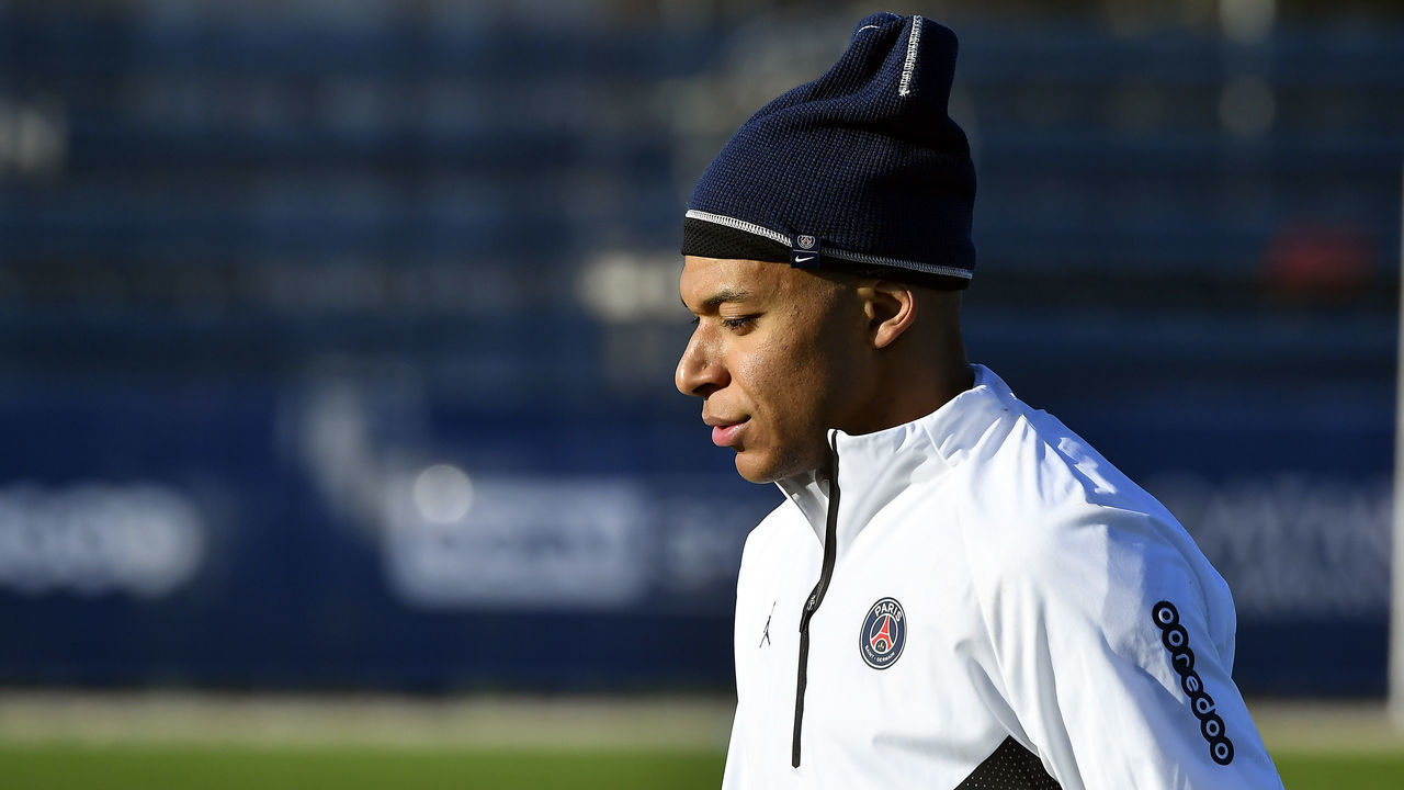 PARIS, FRANCE - JANUARY 05: Kylian Mbappe looks on during a Paris Saint-Germain training session at Ooredoo Center on January 05, 2022 in Paris, France.