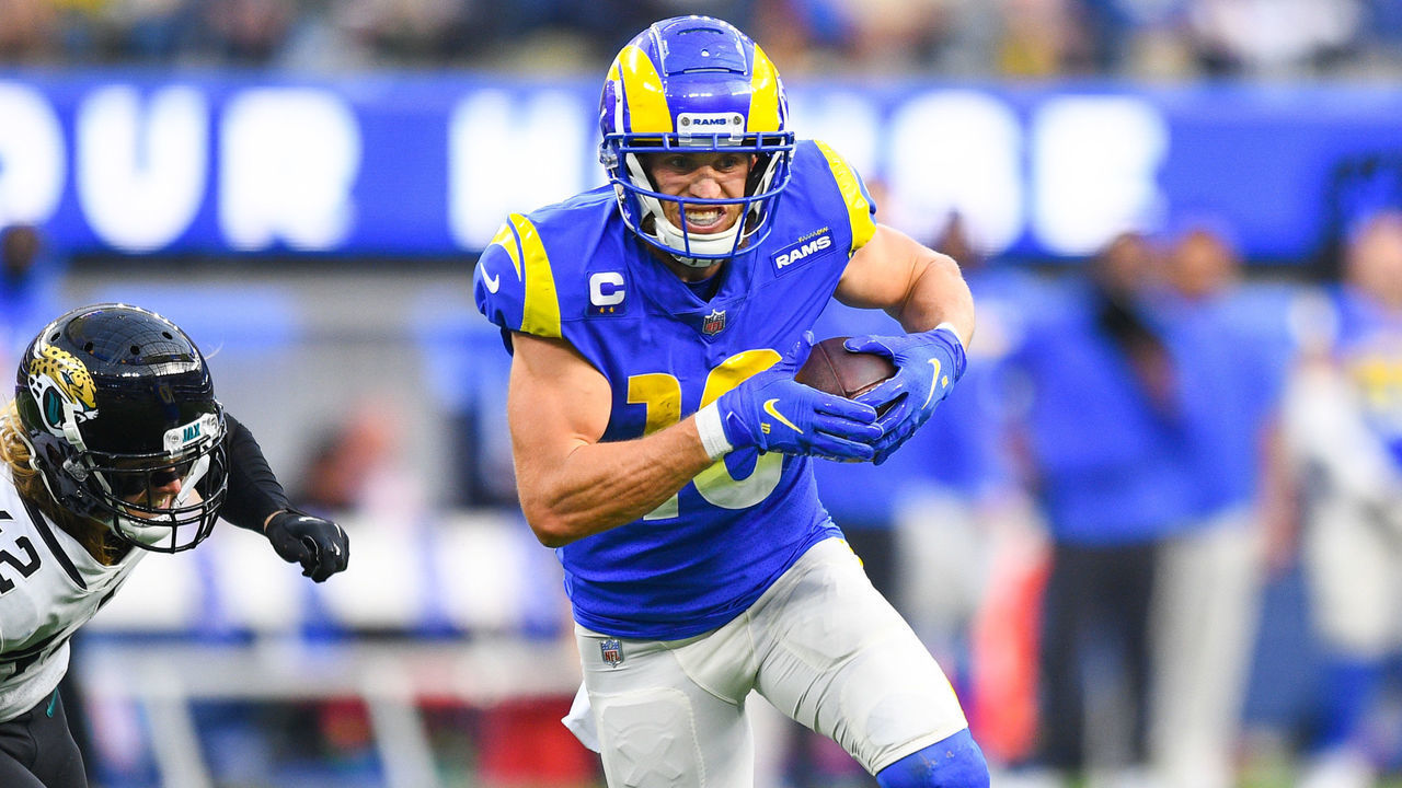 INGLEWOOD, CA - DECEMBER 05: Los Angeles Rams Wide Receiver Cooper Kupp (10) breaks free from Jacksonville Jaguars Safety Andrew Wingard (42) on his way to a touchdown during the NFL game between the Jacksonville Jaguars and the Los Angeles Rams on December 5, 2021, at SoFi Stadium in Inglewood, CA.