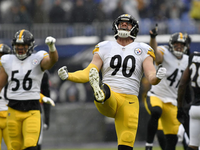 BALTIMORE, MD - JANUARY 09: Pittsburgh linebacker T.J. Watt (90) celebrates after a first quarter sack during the Pittsburgh Steelers versus Baltimore Ravens National Football League game at M&T Bank Stadium on January 9, 2022 in Baltimore, MD.