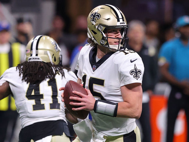 New Orleans Saints at Atlanta Falcons on January 9, 2022