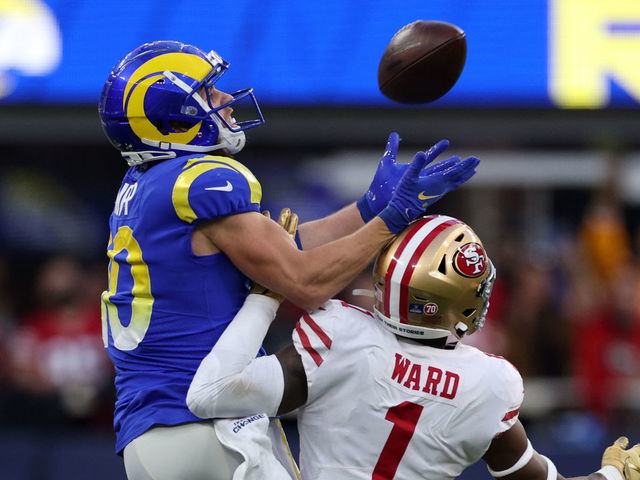 INGLEWOOD, CALIFORNIA - JANUARY 09: Cooper Kupp #10 of the Los Angeles Rams catches the ball in the fourth quarter of the game against the San Francisco 49ersat SoFi Stadium on January 09, 2022 in Inglewood, California.